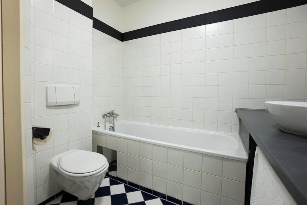 Apartamento Stylish 2 Floor Penthouse • 15 Min To Center
