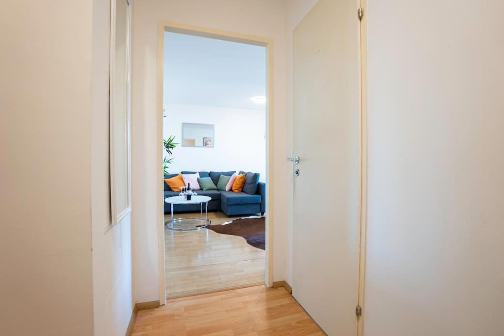 Stylish 2 Floor Penthouse • 15 Min To Center Apartamento